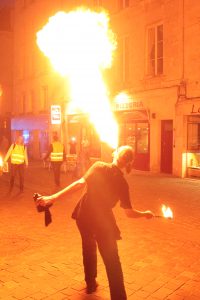 La Marche aux Flambeaux © Landing Production 2016